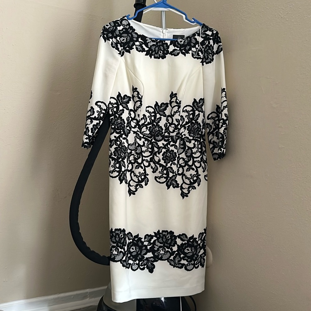 Adrianna Dress with long sleeve